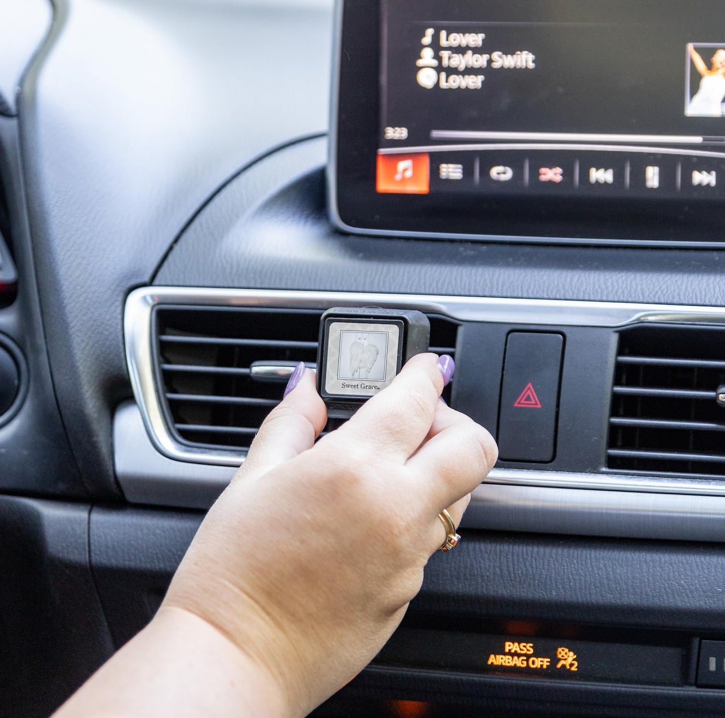 Bridgewater Candle Auto Vent Clip 3 Pack Long Lasting Car Air Freshener-Sweet Grace