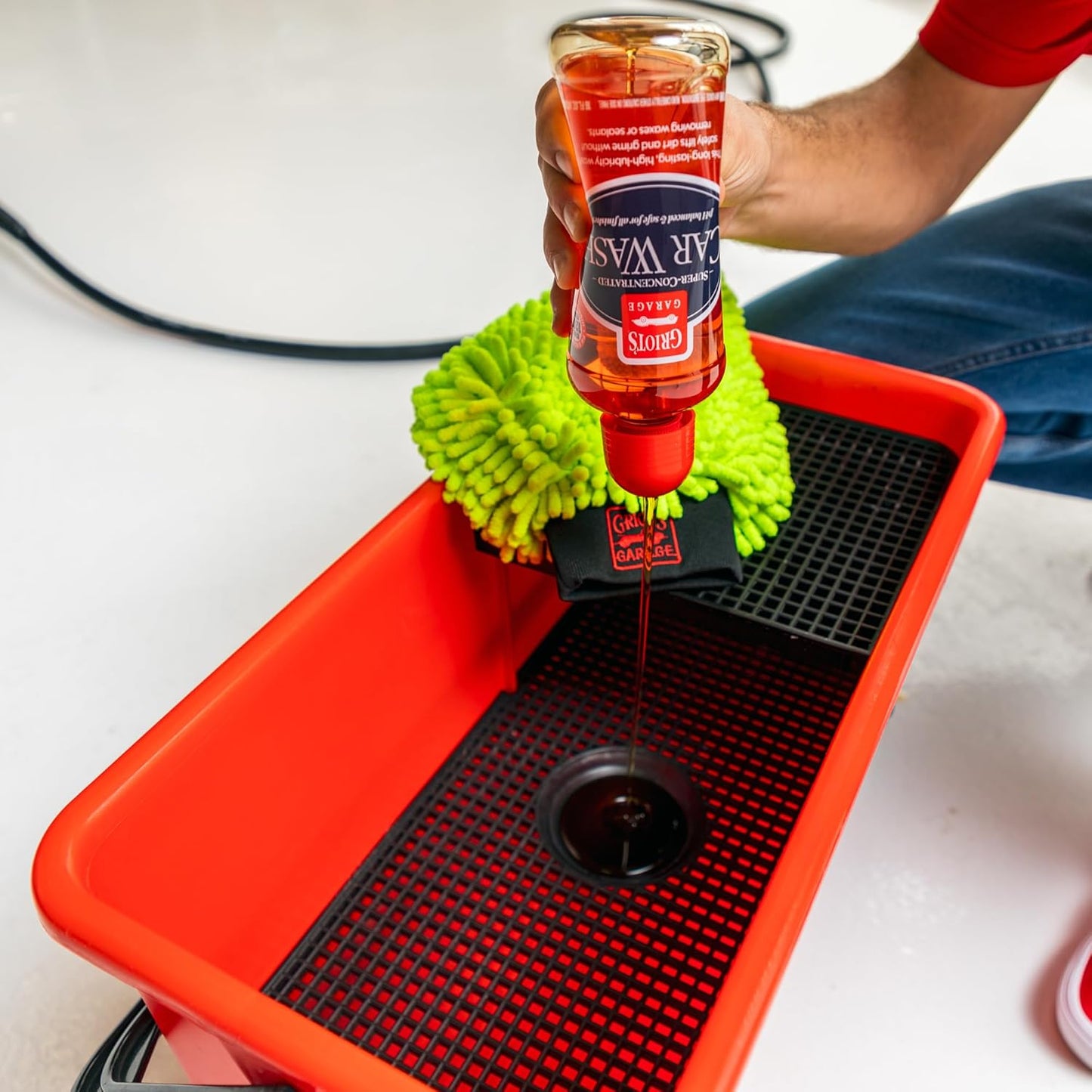 Griot's Garage Super-Concentrated Car Wash for Vehicle Washing and Cleaning, Foaming Liquid Soap, Won't Strip Waxes, Sealants or Ceramic Coatings, pH Balanced, 11103, One Gallon