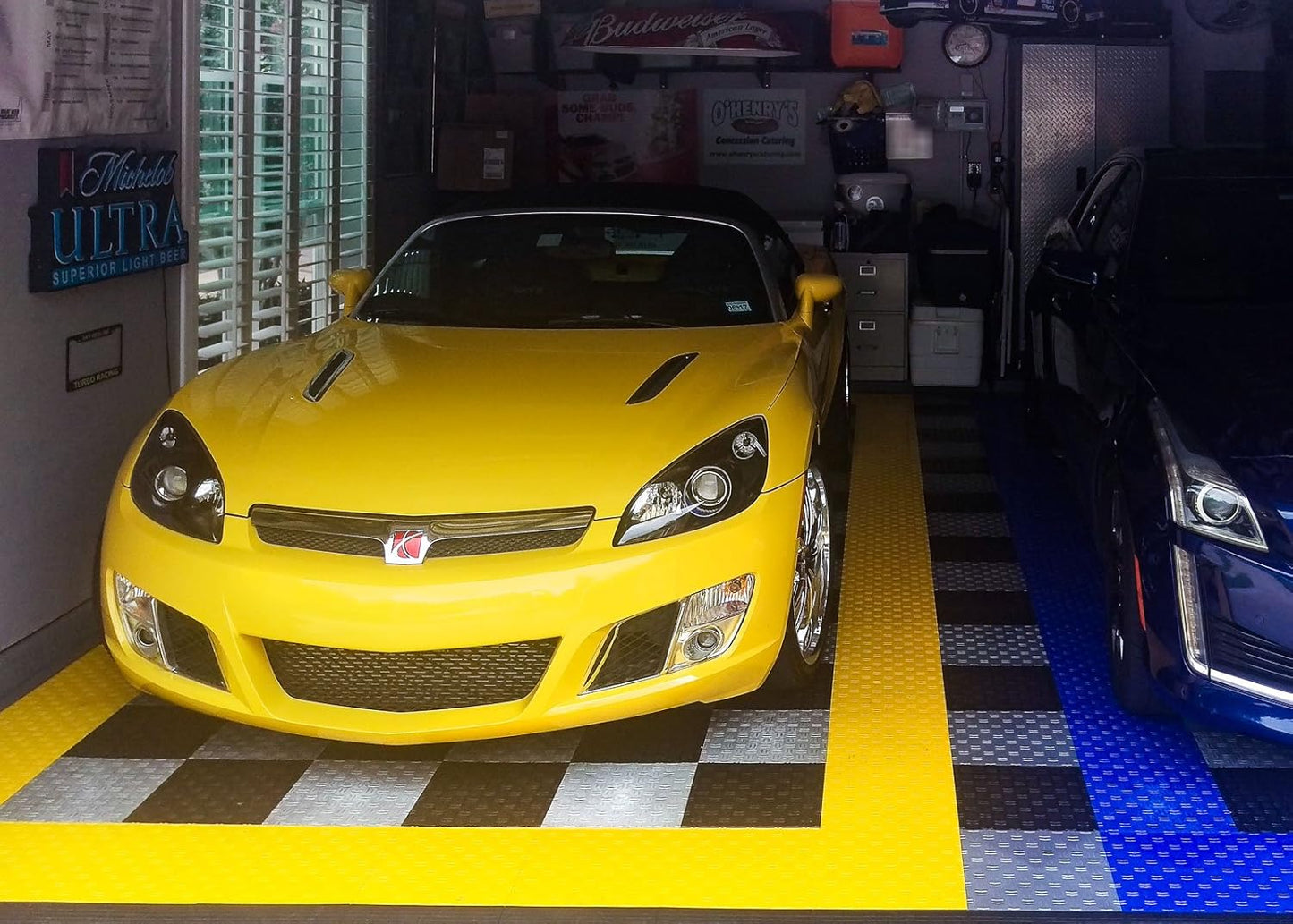 GarageTrac Diamond, Durable Interlocking Modular Garage Flooring Tile (12 Pack), White