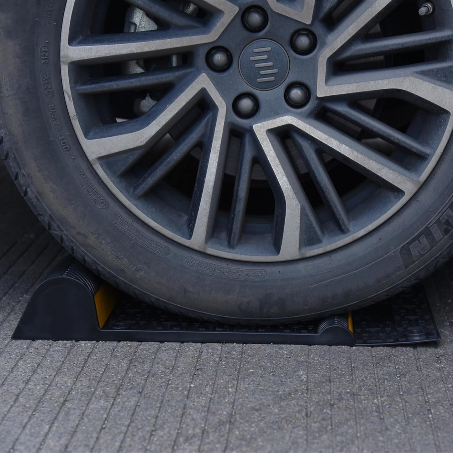 OrangeStar 4 Pack Parking Guide Mat, 21” Heavy Duty PU Wheel Stopper w/Reflective Stripe for Garage Vehicles, Indoor/Outdoor Use, Black