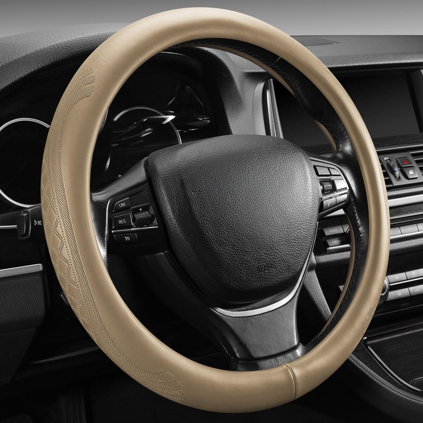 【2025 Model】 High-Grade Real Cowhide Steering Wheel Cover for Men Women，Beige Genuine Leather Steering Wheel Cover for Cars,Universal 14.5-15 inch Steering Wheels,Grid & Square Motif