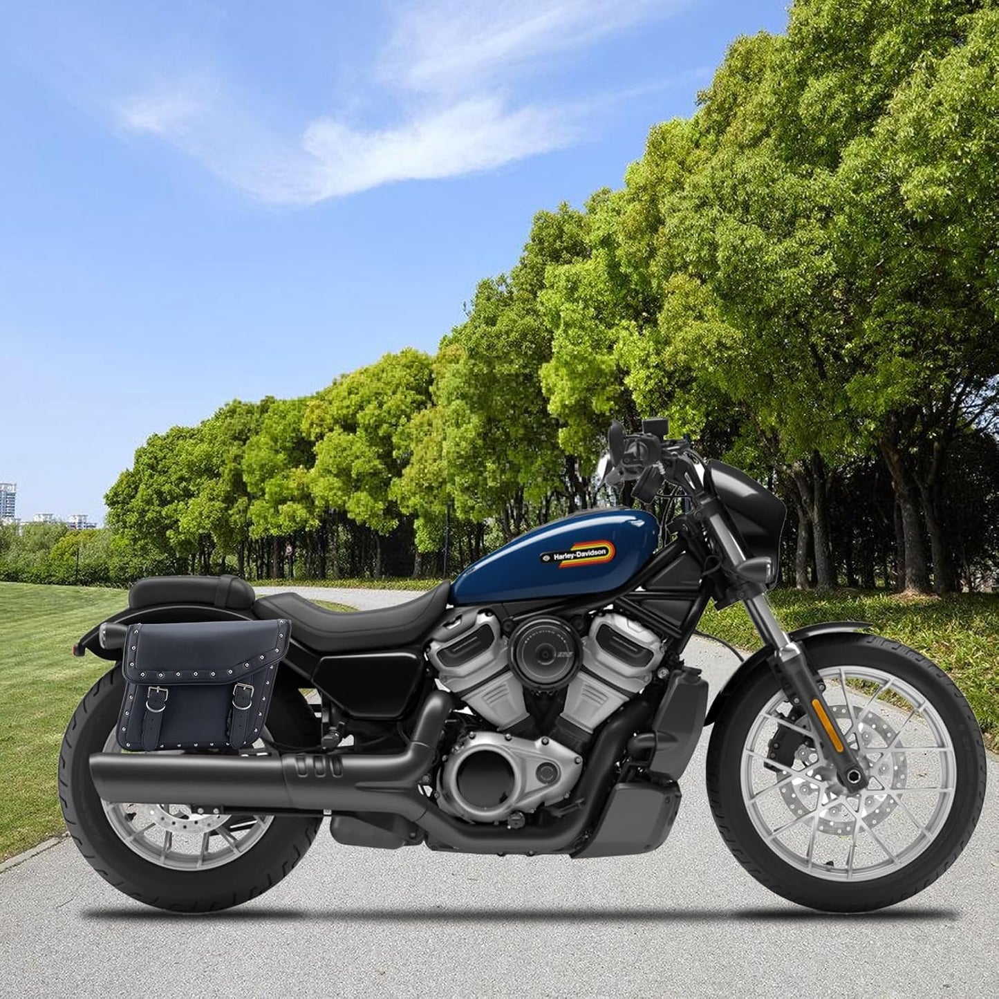 30L Motorcycle Saddlebags Water-Resistant PU Leather Storage for Harley Sportster Softail Dyna Honda Shadow, Quick-Install Design with Reinforced Straps, Universal Fit Large Capacity Luggage Bags